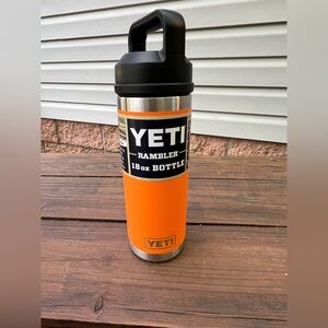 YETI RAMBLER 18 OZ WATER BOTTLE, KING CRAB DISCONTINUED